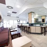 Hotel Newton 3*