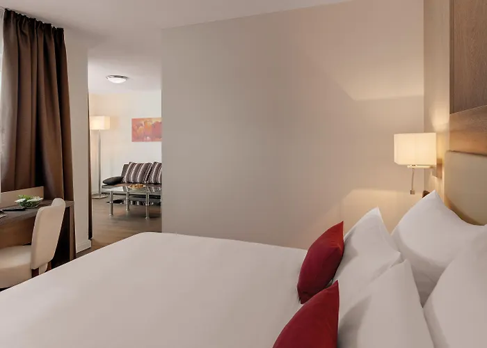 Plaza Nord Ξενοδοχείο 3*